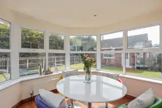 2 Strangford AvenueImage 14