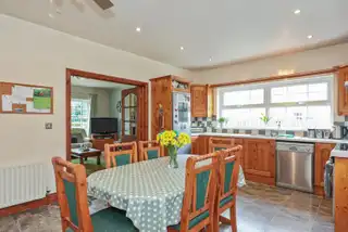 2 Strangford AvenueImage 12