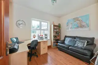 2 Strangford AvenueImage 15