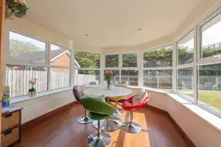 2 Strangford AvenueImage 13