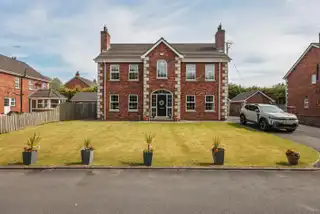 Image 1 for 2 Strangford Avenue