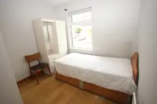 1 Beechwood ParkImage 13