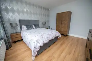 5 LeatbegImage 21