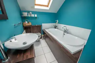 5 LeatbegImage 42
