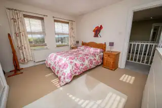 5 LeatbegImage 35