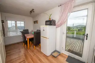 Tooban UpperImage 9