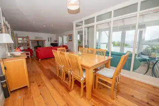 6 Harbour HeightsImage 13