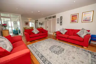6 Harbour HeightsImage 8