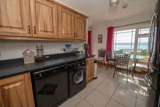 CarrowhughImage 15
