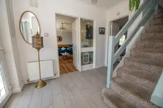 5 Oakfield DriveImage 3
