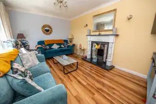 5 Oakfield DriveImage 4
