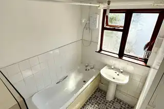 12 Windsor AvenueImage 18