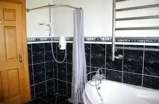 121 Clonmore RoadImage 16