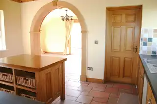 121 Clonmore RoadImage 8