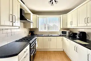4 Bramblewood ParkImage 4