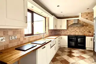 18 Dorchester AvenueImage 4