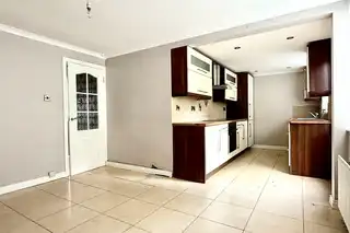 24 Rosemount AvenueImage 8