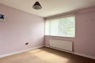 24 Rosemount AvenueImage 12