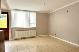 24 Rosemount AvenueImage 6