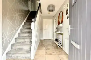 34 Lynden GateImage 3