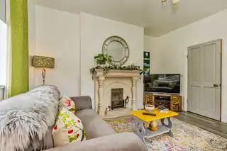 11 Bridgend RoadImage 8