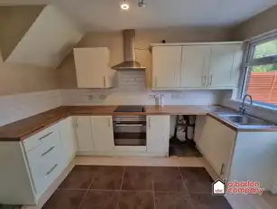 7 Dorchester CrescentImage 4