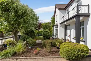 1 Irvington AvenueImage 10