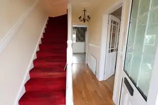 18 Millburn ParkImage 3
