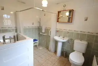 20 CrossglebeImage 6