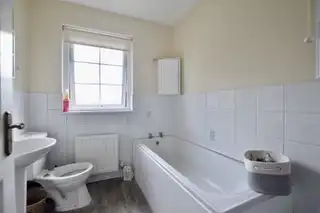 2 Molesworth CourtImage 8