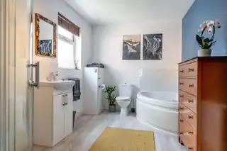 30 Ava DriveImage 23