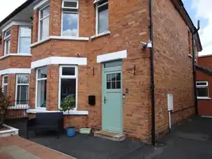 8 Cheltenham GardensImage 2