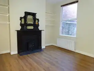 6 South ParadeImage 2