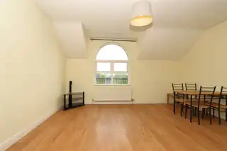 16 Castle Street CourtImage 5