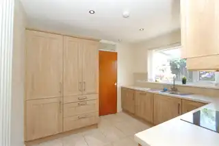 5 Brae PlaceImage 6