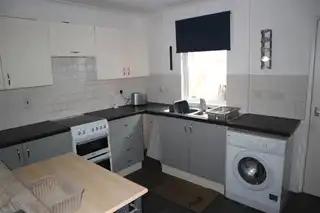 8 Devon DriveImage 4