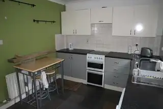 8 Devon DriveImage 5