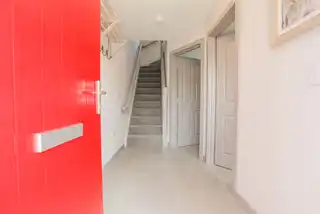 Apt 7 Hillview AvenueImage 3