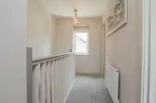 Apt 7 Hillview AvenueImage 16