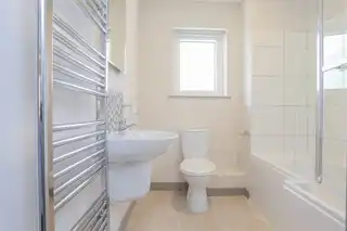 Apt 7 Hillview AvenueImage 12