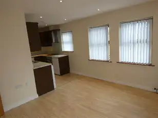 10 Aylesbury CourtImage 5