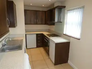 10 Aylesbury CourtImage 7