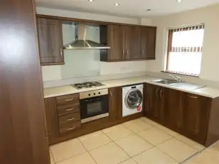 12 Aylesbury CourtImage 5