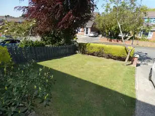 11 Dermott GardensImage 3