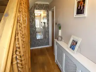 11 Dermott GardensImage 4