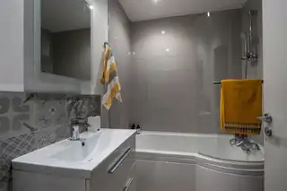 Apt 6  35-37 Sans Souci ParkImage 20