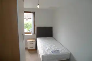 Apt 30 2C Summerhill AvenueImage 8