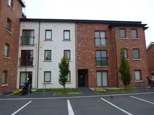 Image 1 for Apt 30 2C Summerhill Avenue