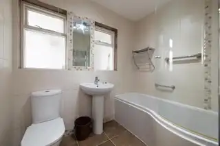 5 Cairnshill ParkImage 10
