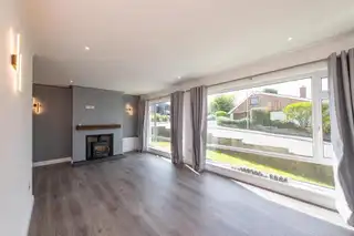 5 Cairnshill ParkImage 2